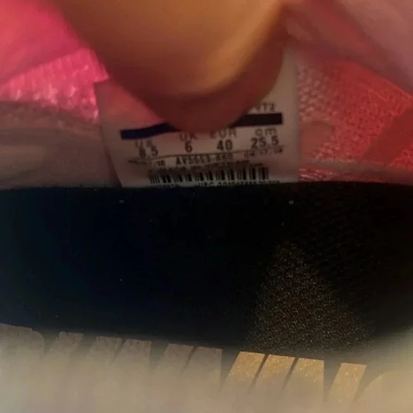 Nike Rise React Flyknit 'Pink Foam' Women’s Size 8.5 - Picture 8 of 8